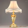 Table Lamps European Vintage Resin Beige Royal Style Lights Flower Fabric Horn Bedroom Beside Lamp Living Room Lighting