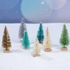 Dekoracje świąteczne 12 szt. Drewniane małe sosny drzewa mini xmas drzewo sztuczne rośliny wiszące ornament pulpitu