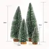 Kerstdecoraties Leuke mini -boom 10/15/20/25 cm kunstmatige dennendecoratiejaar DIY Xmas huis ornamenten