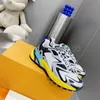 2023 Designer RUNNER TATIC Sneakers Fritidsskor Herr Skor Snörskor Mesh Kalvskinn Retro Sneaker Utomhus Splicing Styling Mode Sko storlek 38-44