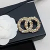 Luxury Brand Women Brooches Designer Jewelry Diamond Pearl Sparkling Brooches Pins Golden Sliver Pins Women Accessories High Quality