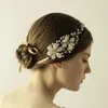 Headpieces MyFeivo High-end Handgjorda Pearl Flower Bridal Headdress Korean Wedding Dress pannband Tillbehör HQ1411