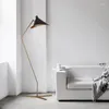 Floor Lamps American Minimalist Metal Living Room Sofa Lamp Creative Bedroom Bedside Study Standing Lights Home Deco
