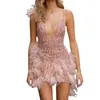 2022 Mini Feather V-образное обратное платье мод Bodycon Платье ночной вечер