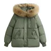 Parkas pour femmes Veste rembourrée en coton pour femme Parka courte à capuche avec col en fourrure Veste d'hiver pour femme 2021 Nouveau manteau de parka décontracté épais et chaud avec doublure en coton T221011