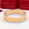 Kvinnors ￤lskare armband personaliserade armband m￤n titan st￥l armband f￶r ￤lskare guld silver ros mode armband smycken personlighet hip-hop