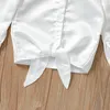 Kläder sätter 2 datorer spädbarn casual kläder baby flickor bindning knapp-ner fast färg långärmad lapel siden skjorta denimshorts 1-5t