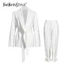 Calças de duas peças femininas Twotwinstyle cor sólida coreana conjunto de duas peças Women Blazer Celra de cintura alta Correia de cintura