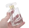 50 ml / 1,69 oz clair bouteille de parfum rechargeable atomiseur de parfum en verre vide carré portable avec applicateur de pulvérisation SN315