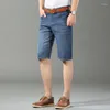 Jeans masculinos 2022 Brand clássico estilo de verão masculino flethweight respirável curto negócio casual shorts jeans