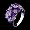 웨딩 반지 Purple Zircon Charm Flower Ring Pink Crystal Blue Stone 약혼 트렌디 은색 여성 선물을위한 실버 컬러 약속