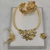 Orecchini di collana set gioielli a colori dorati per donne esagerate il girocollo a ciondolo rosa e matrimoni design anello bracciale Dubai