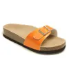 2022 Flop slip sandali Sandals Slide casual scarpe da ginnastica per pannelli piatti Nuovi donne in sughero estate designer di lusso a colori misti EUR 35-46
