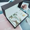 Armbanduhren 5 stücke Luxus Armband Uhr Frauen Magnet Geschenk Box Set Zirkon Ohrringe Ring Weibliche Diamant Sternen Armbanduhr Uhr