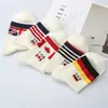 Chaussettes pour hommes New Fashion Casual White Flag Brand Happy Creative Cotton calcetines hombre T221011