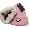 Mode Beanie Hut Nachahmung Hermelin Hut männliche und weibliche Liebhaber Dreieck Logo Herbst Winter Outdoor warm Freizeit Trend