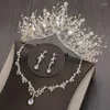 Cabeças de cabeça Luxuros Acessórios de casamento de prata dourada 3 peças Coroas Brincos sem pescoço para jóias de noiva Moda de jóias Rhinestone Birthday CrownHead