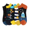 Chaussettes pour hommes New Space Alien Planet Universe Cartoon Cotton Skate Cool Casual Chaussettes Femmes Hommes Astronaute Funny Boat Short Happy Cheville Chaussettes T221011