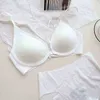 Bras define a fivela frontal linda traseira de roupa de baixo