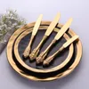 Servis uppsättningar Vintage Western Gold Plated Cutlary Steel Dining Knives Forks teskedar Set Golden Luxury Gravering Table Seary