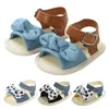 First Walkers Zapatos de bebé unisex para niñas, sandalias planas con puntera abierta y lazo, para verano