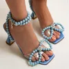Sandálias pérolas de luxo aberta de dedão bowknot feminino pirâmide salto alto tornozelo tira gladiador de verão de verão sapatos de noiva