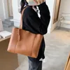 쇼핑 가방 대용량 가방 핸드백 2022 조수 온라인 유명인 레저 토트 간단한 INS 어깨 휴대용 수업 여성
