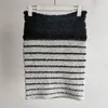 Damen zweiteilige Hosen Sets Winter gestricktes Taschen-Taschen-Knopfmantel und Kurzrockdesigner Langarmer Tracksuiten Casual Fashion Street Show