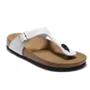 2022 Slipper Flip Flops Peach Sandals شرائح عرضية أحذية أحذية شقة النعال الجديدة