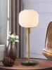 Lampes de table Nordic Ins Lampe romantique chaude avec interrupteur à tirette Led E27 Luminaires modernes simples Décor à la maison Chambre Chevet Salon