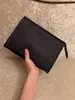 Bolsos de diseñador Moda para mujer LONA Embrague Teléfono Bolsa de cosméticos Mini Pochette Bolsa de baño Estuche de belleza Accesorios con bolsa para el polvo