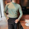 Camisetas masculinas de estilo britânico Men t-shirts Fashion Winter Manga longa Slim Fit Match Match Velvet Turtleneck Plus Size S-3xl