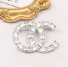 23ss 2color Luxury Brand Designer Letters Brooches 18K Gold Plated Brooch Crystal Suit Pin Small Sweet Wind Jewelry Accessorie Wed6867488