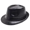 Bérets Mode Vintage Chapeau Gentleman Classique Fedora PU Cuir Jazz Cap Avec Grand Bord Pour Le Dîner