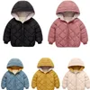 Abrigo de abajo Otoño Invierno Niños Chaqueta Niños Niñas Moda Grueso Cálido Bebé Con Capucha Outwear Niños Algodón 2-7 Año 221012