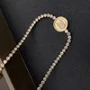 18-karatowy pozłacany mosiądz miedziany naszyjnik moda damska projektant marka litera C okrągłe naszyjniki Choker Chain kryształ ze stalową pieczęcią biżuteria ślubna upominki dla ukochanej osoby