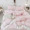 Luxury Princess Style 100 Cotton Bedding Set Ruffles Däcke Cover Black Dot Bed Sheetlinen Pillowcases 4pcs For Girls Bed Set T203512165