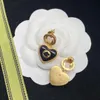Yeni Klasik Tasarımcı Küpe Dangly Chandelier Küpeler Moda Kadın Mücevher Hediyesi için Kalp Şekleli Pirinç