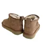 Bota de inverno moda clássica curta Miniwomen botas de neve manter mulheres de pelúcia casual quente pele de carneiro sapatos de camurça castanha cinza transbordo grátis