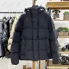 Kadınlar Down Down Fashion Winter Warger Puffer Ceket Klasik kapüşonlu Parka Dış Giyim Kadınları Zarif Kalın Rüzgar Geçirmez Küfür Ceketler 23FW