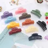 Hårklämmor Barrettes Crown Design Stor Claw for Women Matt Big Thick Banana Thin 4 2 Strong Nonslip Long Curly Styling Accessories Amxja