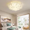 Pendant Lamps Creative Petal Bedroom Chandelier Modern Living Room Kitchen Island Ceiling Girl Children's Feather Lamp