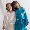 Dames slaapkleding ouder-kind jurk Robe Satin Baby Vrouwen Princess Spa Party Favor Ladies Dressing Gift Gepersonaliseerde gewaden jurk