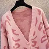 Maglieria da donna T-shirt Autunno Inverno Leopard Cardigan Donna Harajuku Maglione caldo Donna Moda lavorata a maglia Casual scollo a V Pullover Pigro Vento Rosa Top T221012
