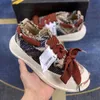 2023 OGSMILEREPUBLIC 2022 Designer-Freizeitschuhe Canvas Smile Republic Chunk Canvas Sneakers Low Damen Herren Quasten Trainer STARS LOVES Thick Rubber ZAQN