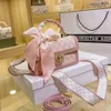 Borse a buon mercato Borse 80% di sconto borsa francese di nicchia di alto senso da donna in rilievo tracolla larga stile versatile messenger borsa singolaMHJP