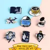 Accessoires de bijoux Bijoux fantaisieBroches I Need My Space Pin Collection Astronaute Broche Planet Starry Sky Galaxy Whale Lapel p257V