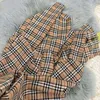 Luxusmarke Frau Winterschal Mode weibliche Schals Kaschmir Handgefühl Winter Wraps Blumengewebe Winter Hijab Plaid Schal8781266