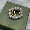 Pins, broches designer marca moda diamante carta luxo jóias pinos clássico broche terno vestido de festa ornamentos trfk