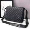 Bolsas de grife de luxo Mala de mão maleta para laptop Ombro cinto de couro genuíno Bolsa de cintura Mens Bumbag Mochila Bolsas